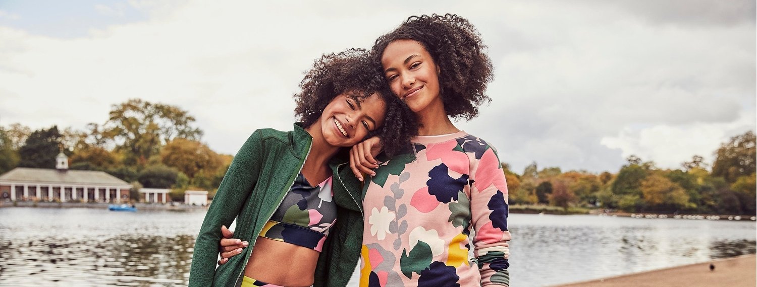 Brassiere de sport, legging et pull Boden