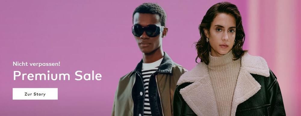 Frau in mit Shearling gefütterter Leder jacke und Mann mit Sonnenbrille auf Banner für ABOUT YOU Premium-Sale am Black Friday