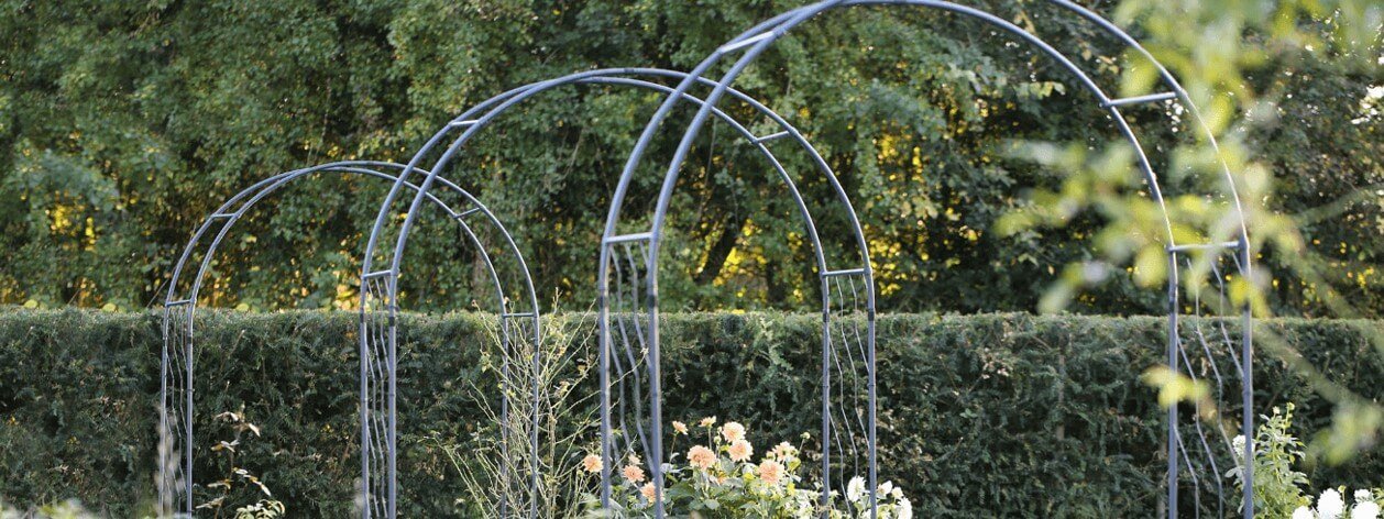 Agriframes savings guide banner showing 3 arches in a garden