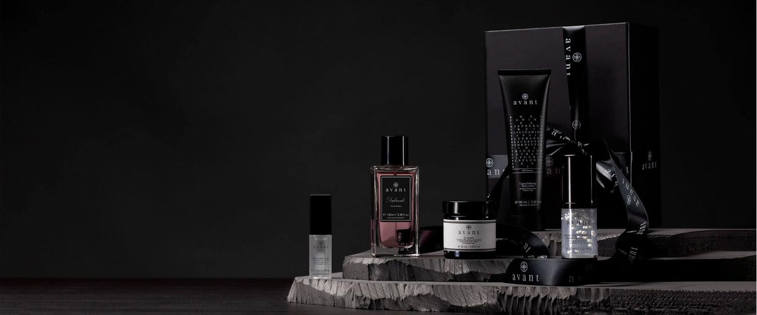 Avant skincare gift set and gift box