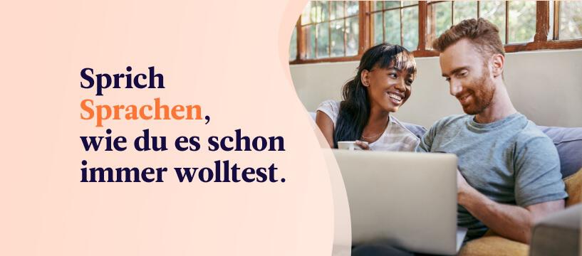 Banner für die Babbel Gutscheinseite: Mann und einer Frau vor einem Laptop; Aufschrift: "Sprich Sprachen, wie du es schon immer wolltest"