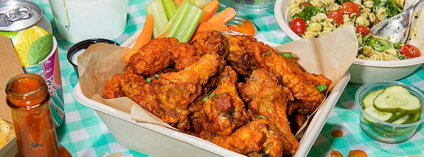 bannière photo Uber Eats montrant une barquette de poulet frit