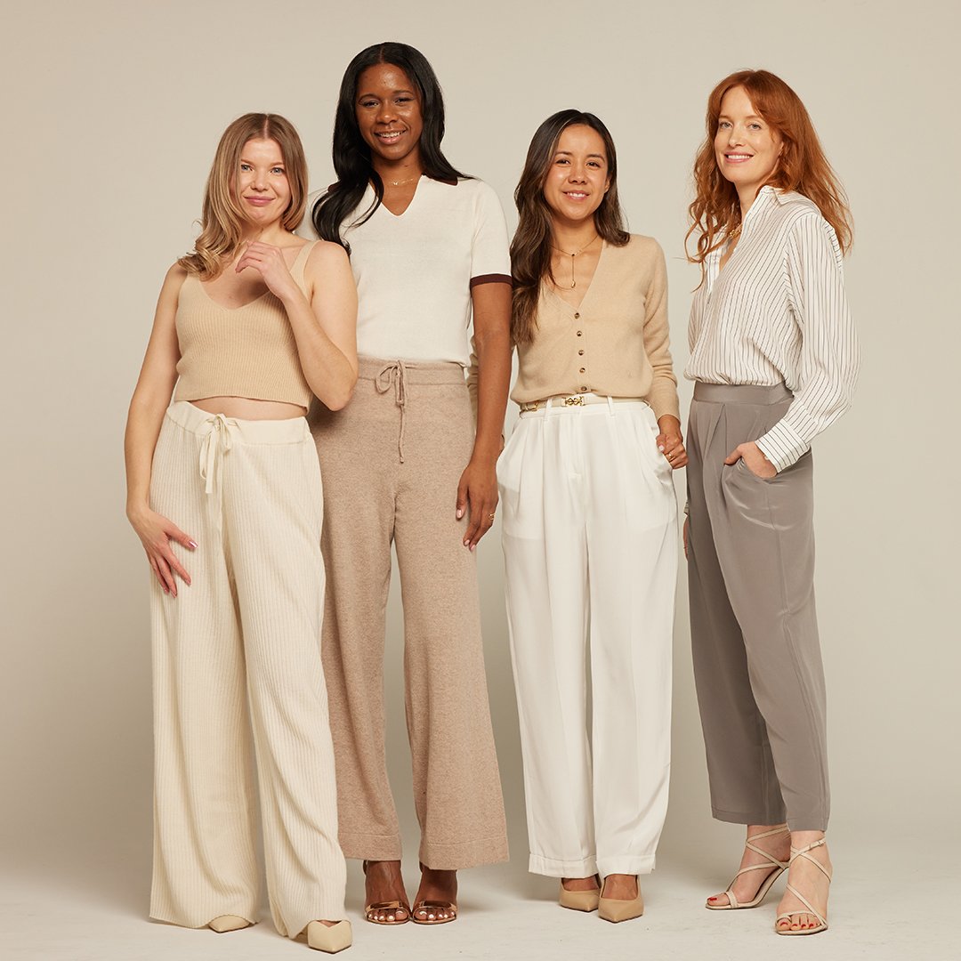 Quatre femmes portant des vêtements en soie Lilysilk