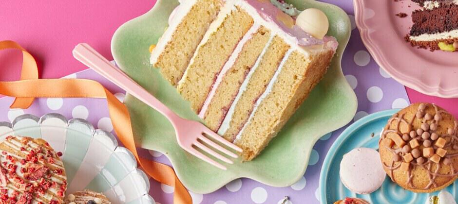 Cutter and Squidge how to save banner featuring a selection of party cakes on a pink tablecloth
