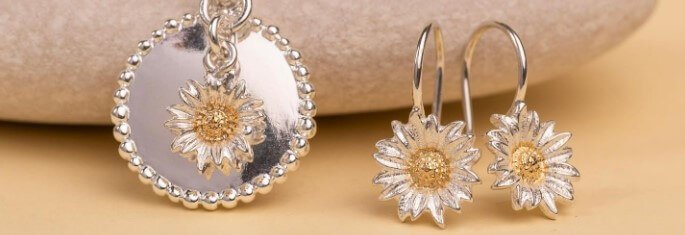 Dower and Hall - Flower jewellery