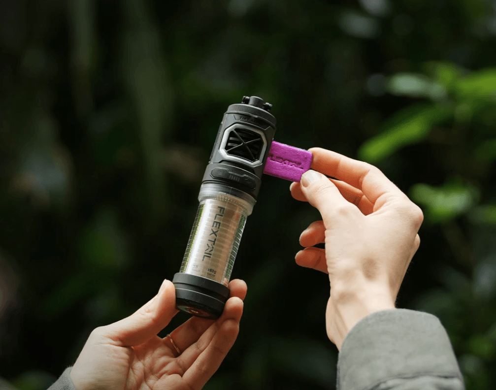 Flextail insect repeller