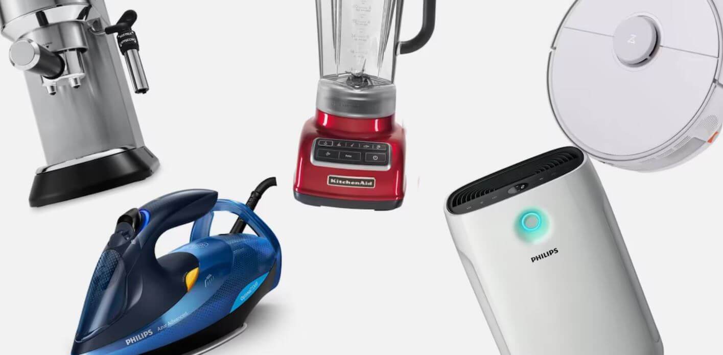 Haushaltsgeräte wie Staubsaugerroboter, Luftentfeuchter und Bügeleisen von Philips, KitchenAid und anderen Marken als Banner der Seite für Galaxus Gutscheine