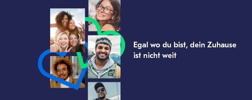 Blauer Banner für die Lycamobile Gutscheinseite mit glücklichen Menschen und Herzen sowie Aufschrift "Egal wo du bist, dein Zuhause ist nicht weit"