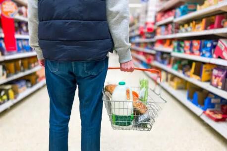 man-holding-basket-new-year