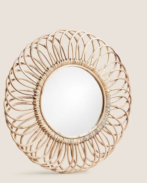 Miroir en rotin Marks and Spencer pendant le Black Friday