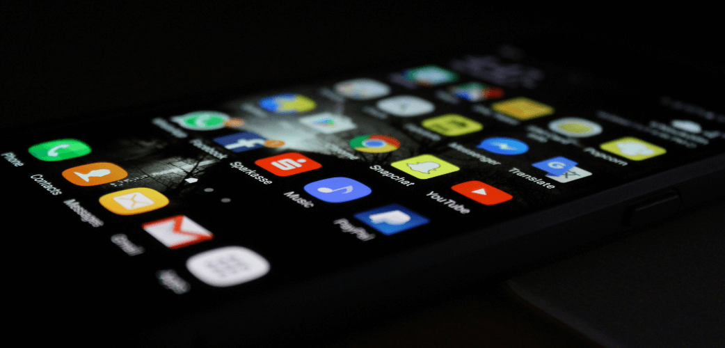 picture of a mobile phone screen showing apps