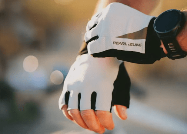 Pearl Izumi white cycling glove