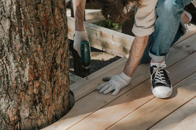 Pose de terrasse avec Bricorama