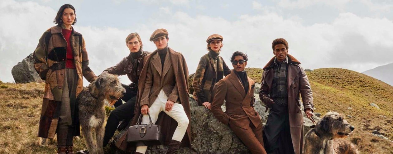 Damen und Herren in Ralph Lauren Kollektion in Brauntönen