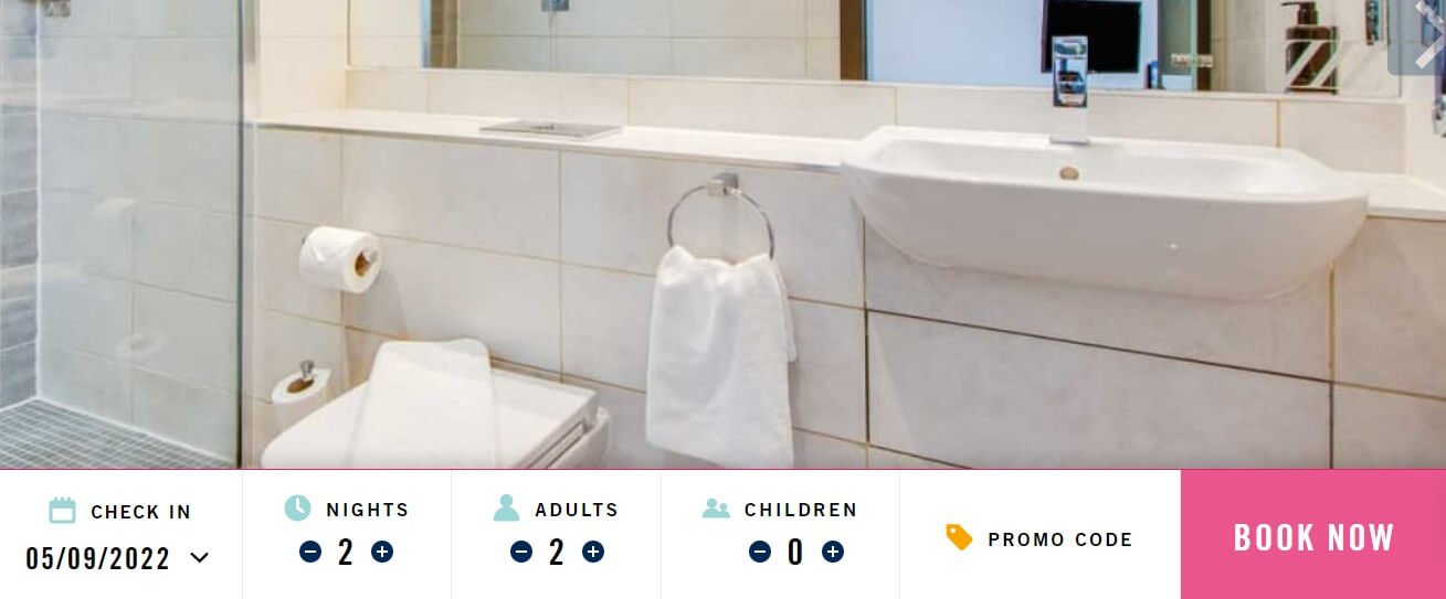 Roomzzz Aparthotels discount code box