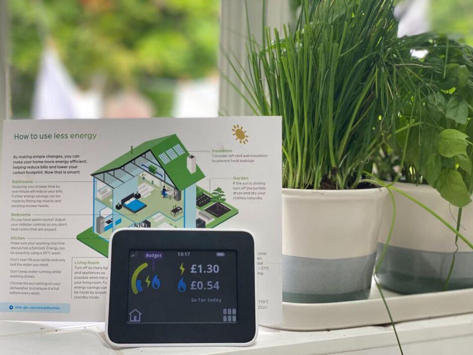 smart-meter-instructions-against-window_optimized.jpeg