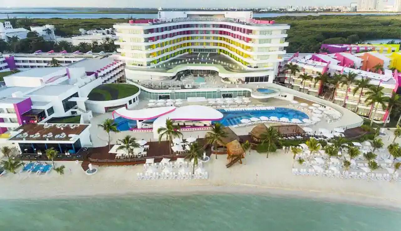 Aerial view of Temptation Resorts in Mexico hotel