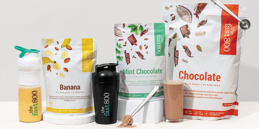 The Fast 800 offers page image - A selection of branded products including pprotein packets and drink bottles