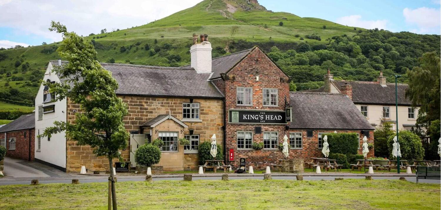 The Inn Collection offers page image which shows a picture of the Kings Head Inn surrounded by countryside