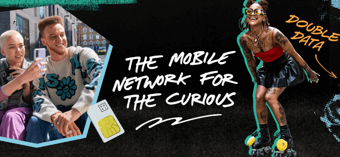 VOXI - Young people with mobiles. Text says: The mobile network for the curious