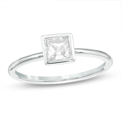 Over $500 Off Princess Cut Diamond Solitaire Engagement Ring